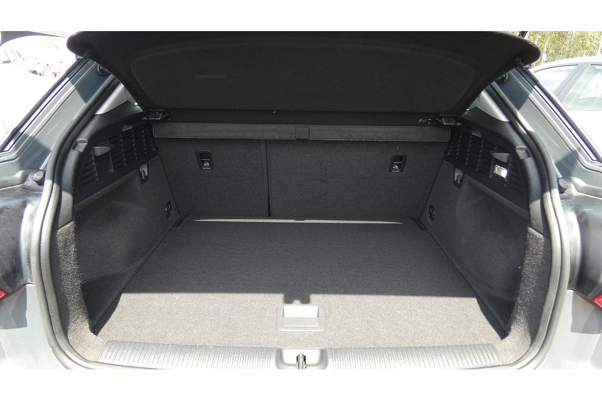 2017 Audi Q2 design GA