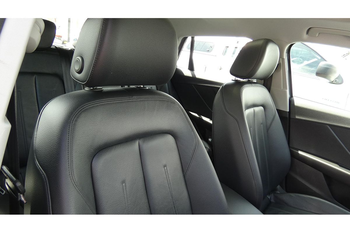 2017 Audi Q2 design GA