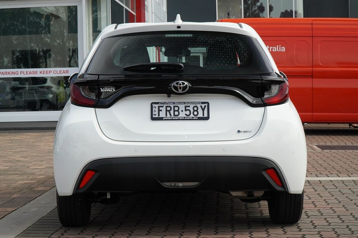 2025 Toyota Yaris Ascent Sport Hybrid MXPH10R