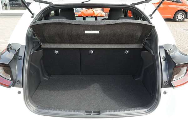 2025 Toyota Yaris Ascent Sport Hybrid MXPH10R