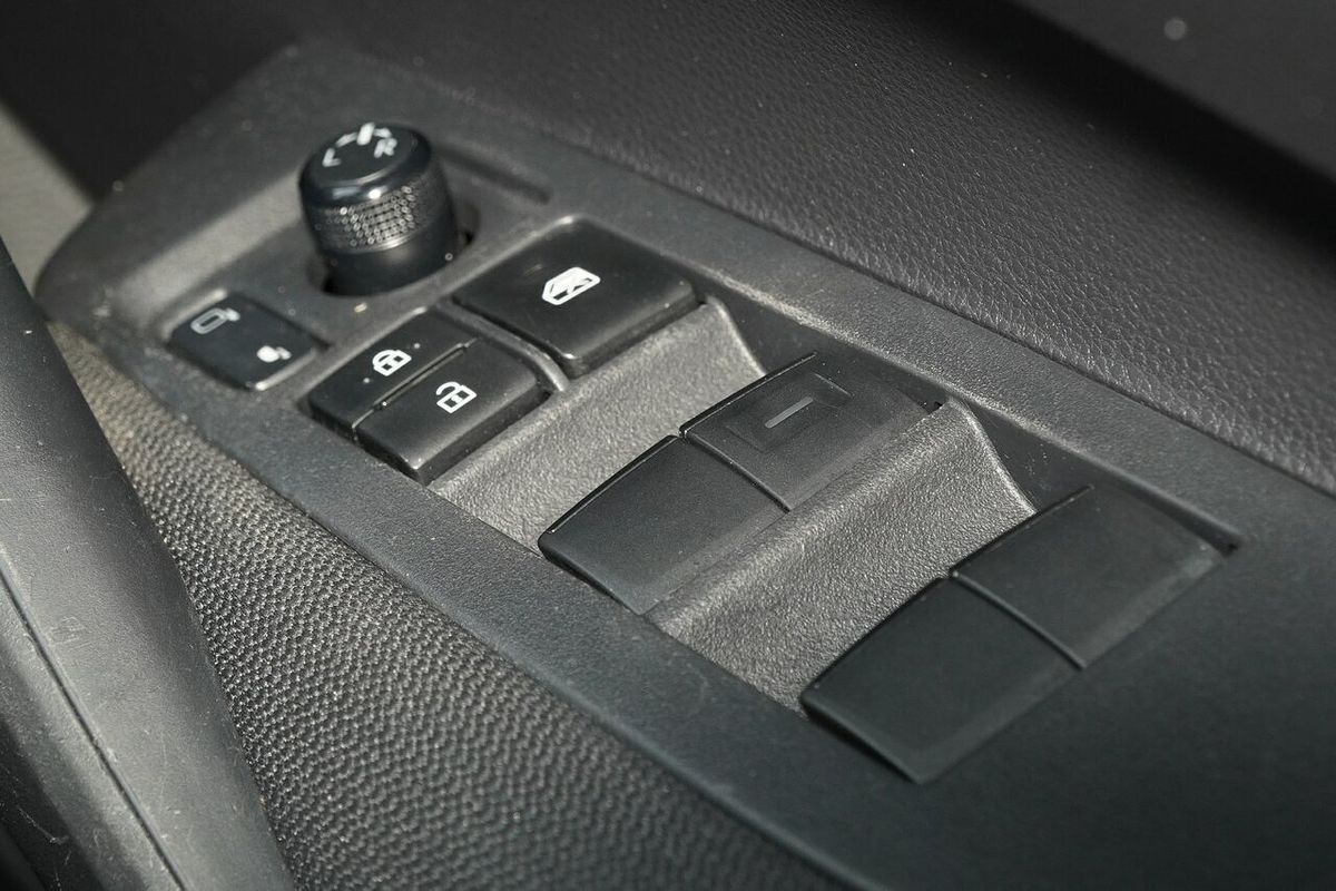 2020 Toyota Corolla Ascent Sport MZEA12R