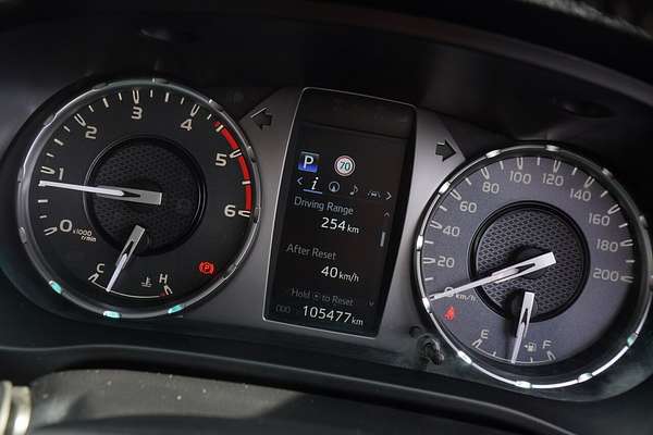 2021 Toyota Hilux SR GUN126R 4X4