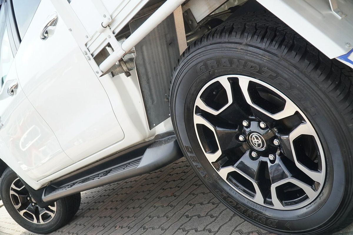 2020 Toyota Hilux SR5 GUN126R 4X4