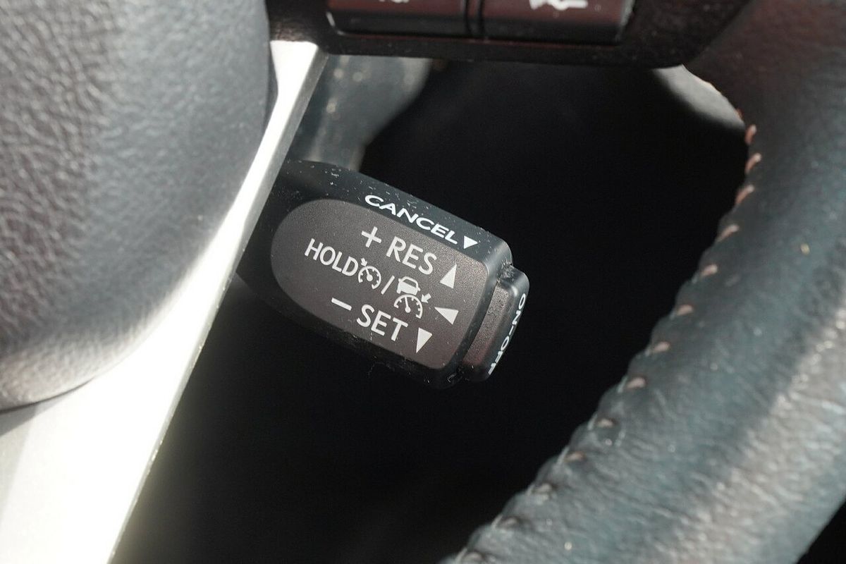 2020 Toyota Hilux SR5 GUN126R 4X4