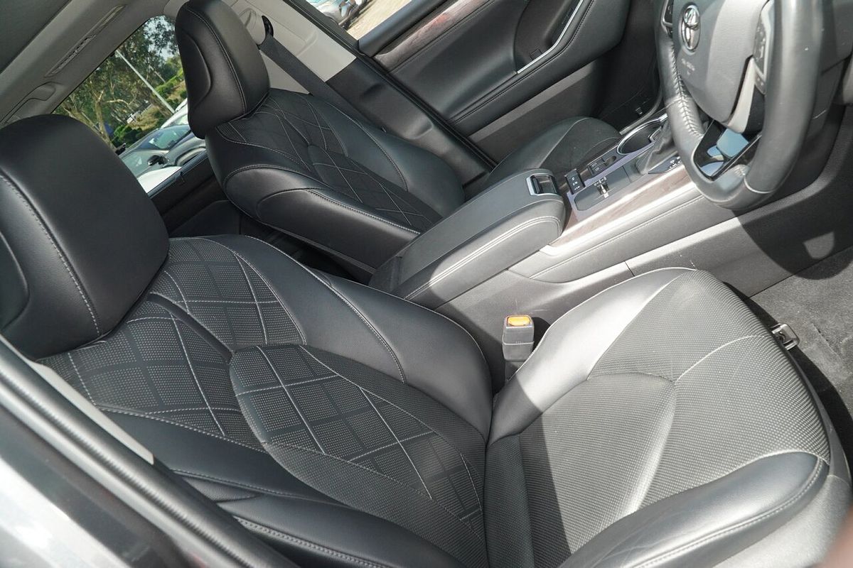 2022 Toyota Kluger Grande AXUH78R