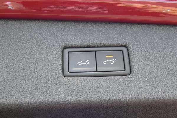 2017 Volkswagen Tiguan 140TDI Highline 5N