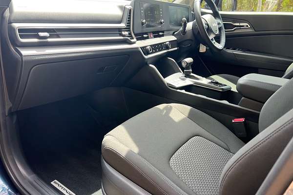 2025 Kia Sportage S NQ5