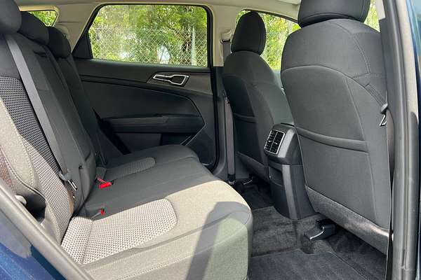 2025 Kia Sportage S NQ5