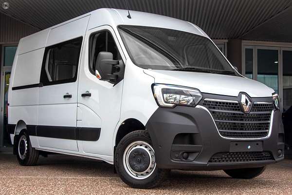 2025 Renault Master Pro 110kW X62 Phase 2 MWB Mid Roof