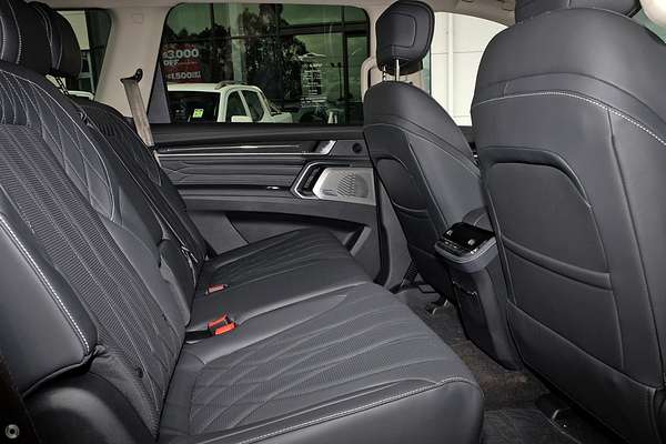 2025 LDV D90 Executive SV9A