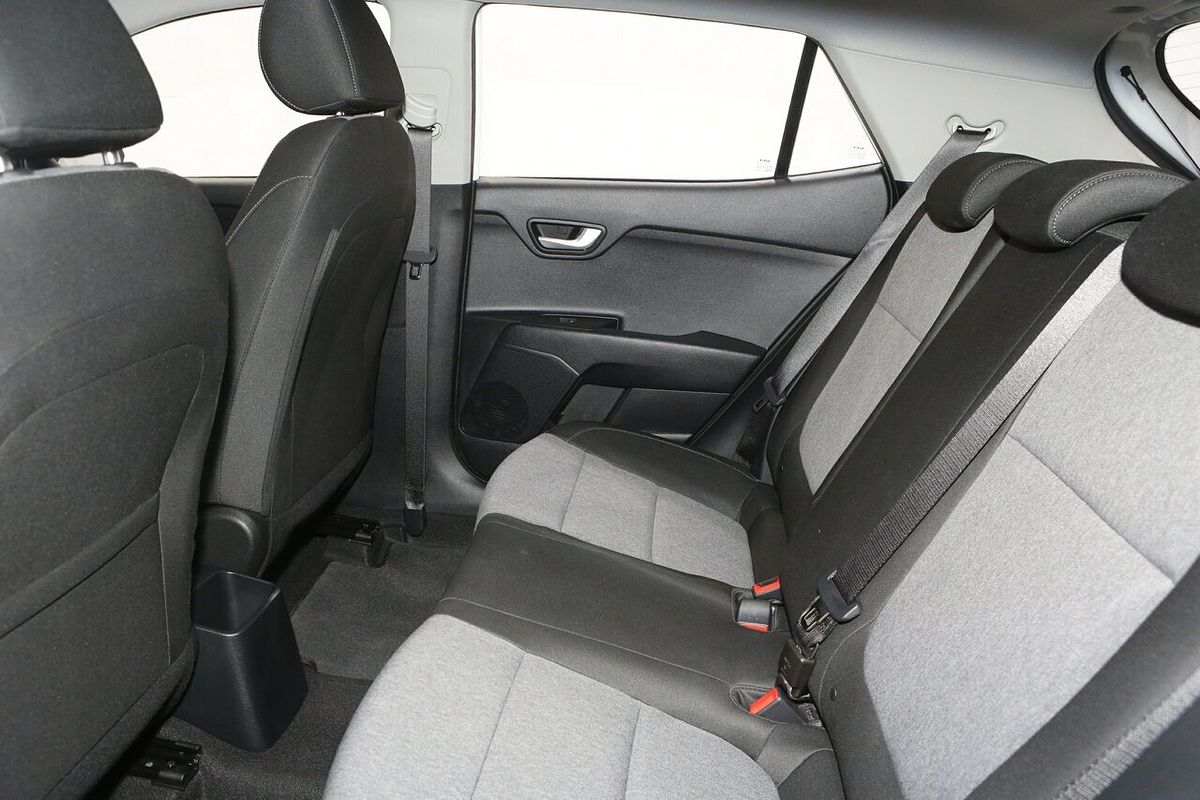 2023 Kia Stonic S YB