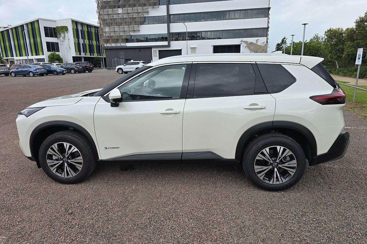 2025 Nissan X-TRAIL ST-L e-POWER T33