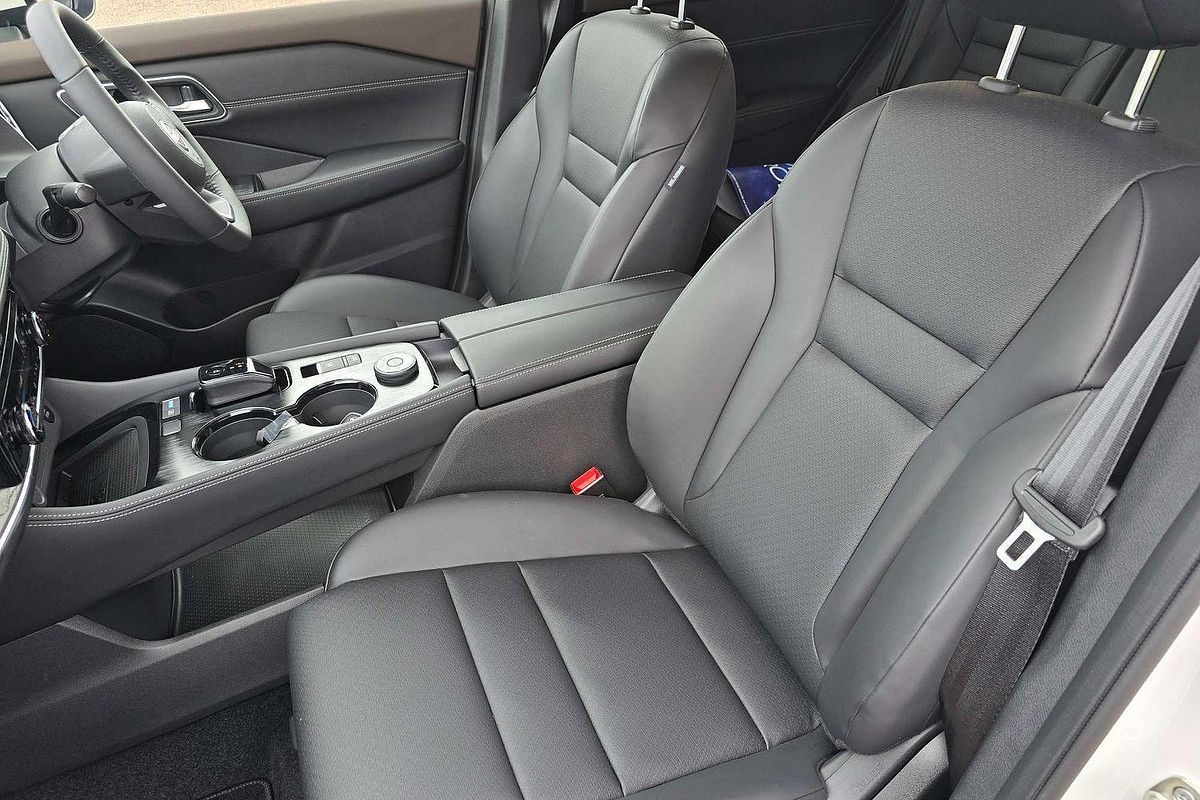 2025 Nissan X-TRAIL ST-L e-POWER T33