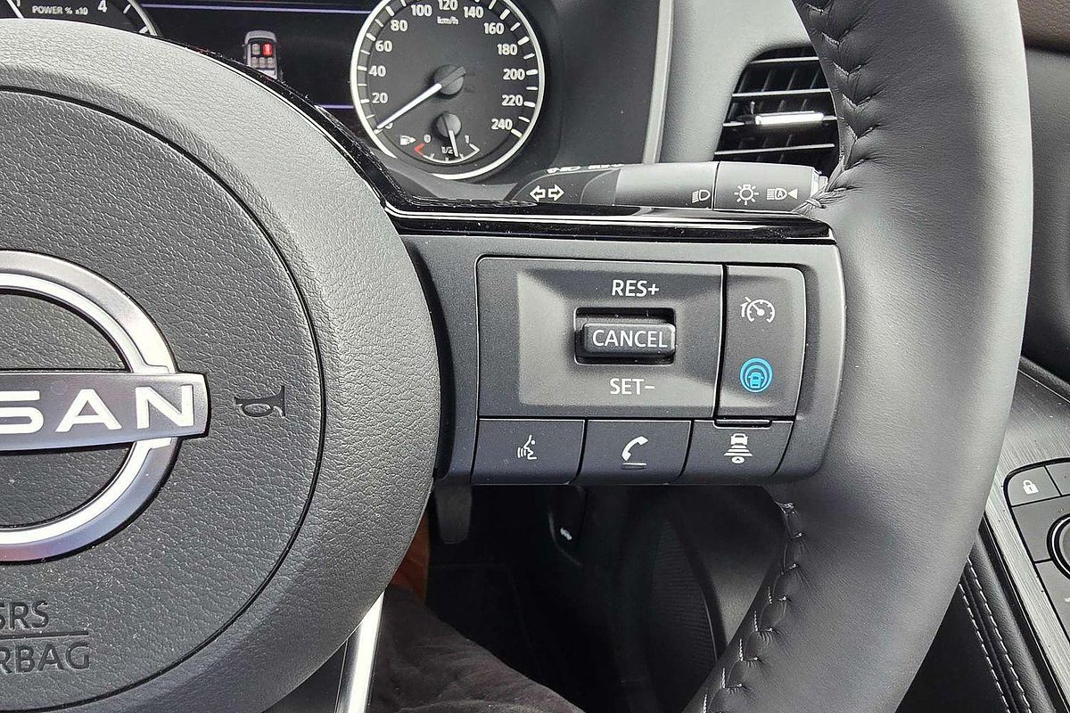 2025 Nissan X-TRAIL ST-L e-POWER T33