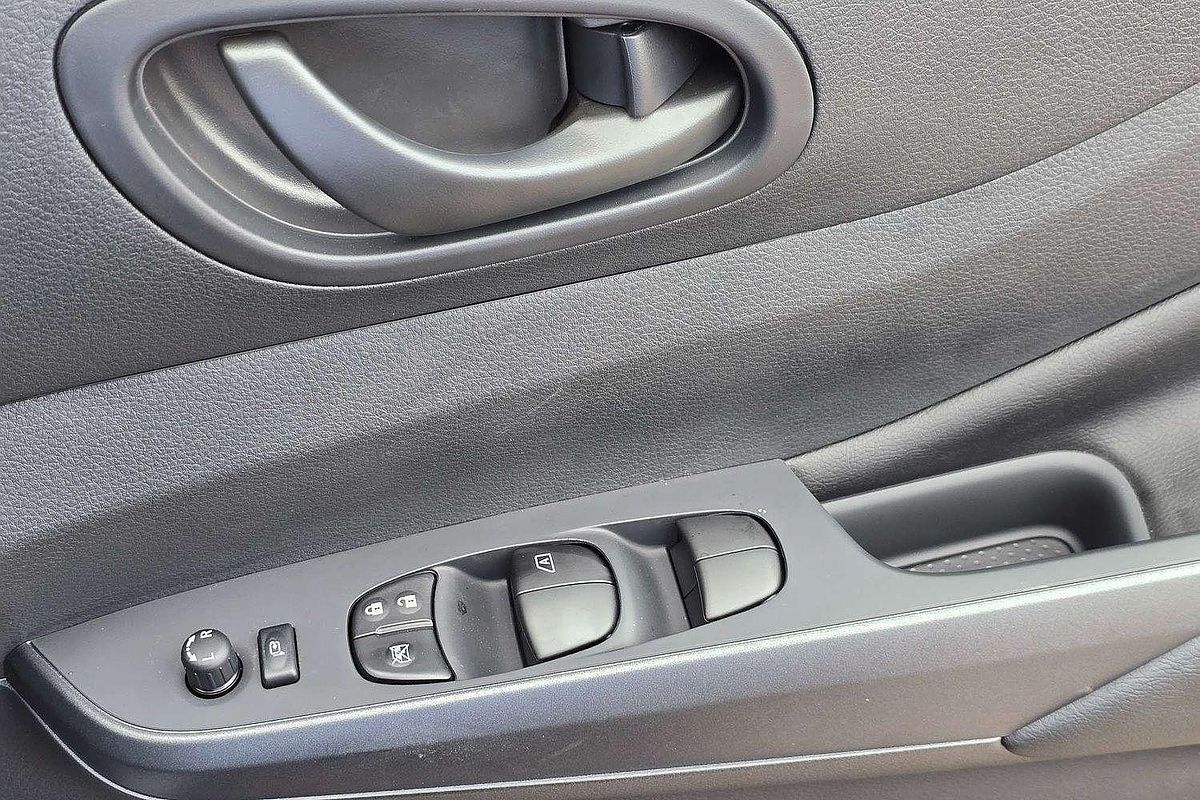 2025 Nissan Navara PRO-4X Warrior D23 4X4