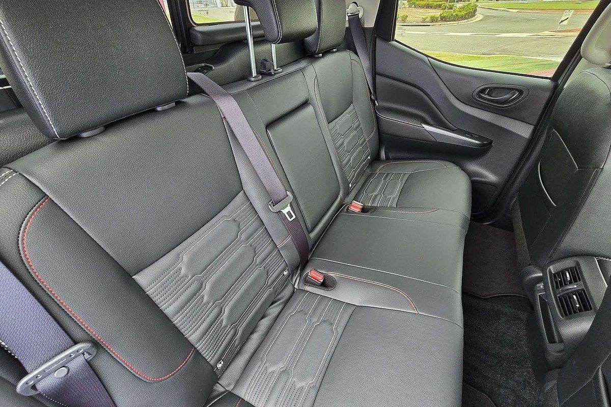 2025 Nissan Navara PRO-4X Warrior D23 4X4