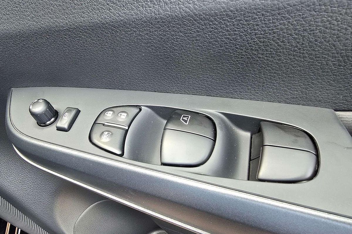 2025 Nissan Navara PRO-4X Warrior D23 4X4