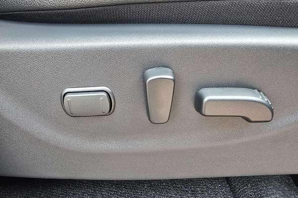 2025 Nissan Navara PRO-4X Warrior D23 4X4