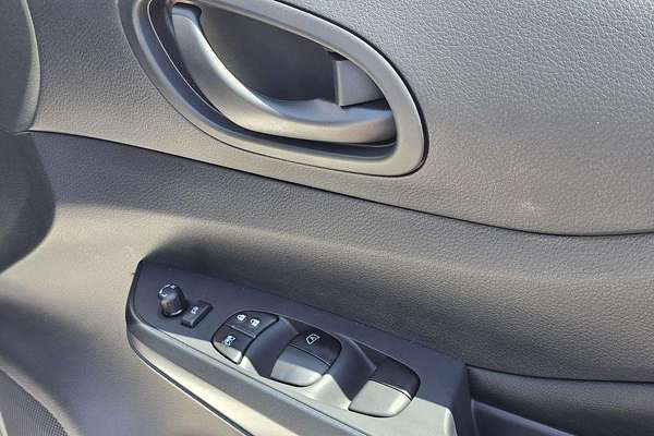 2024 Nissan Navara PRO-4X Warrior D23 4X4