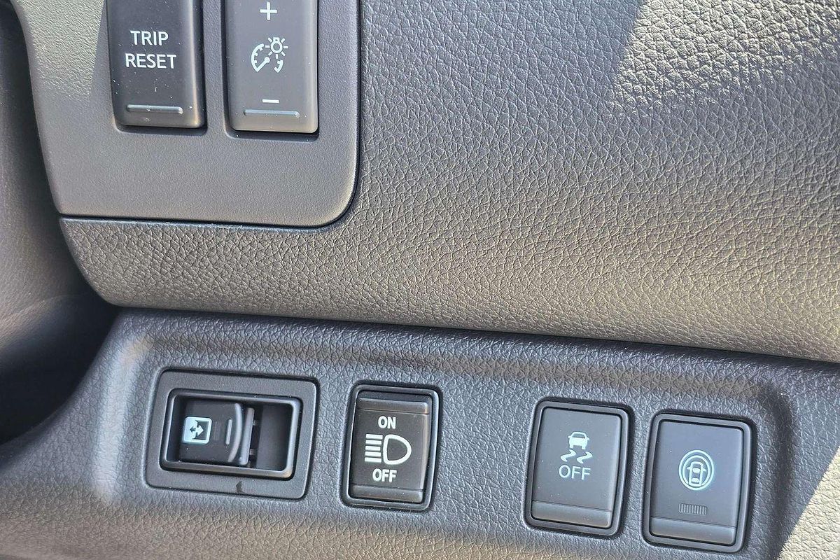 2024 Nissan Navara PRO-4X Warrior D23 4X4