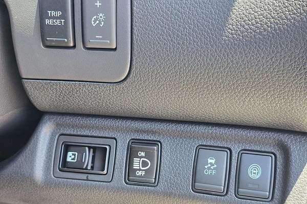 2024 Nissan Navara PRO-4X Warrior D23 4X4