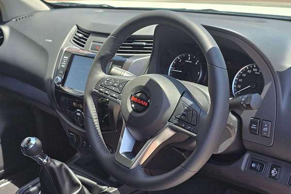 2024 Nissan Navara PRO-4X Warrior D23 4X4