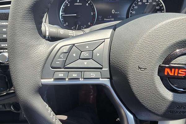 2024 Nissan Navara PRO-4X Warrior D23 4X4