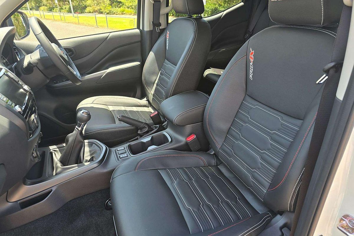 2024 Nissan Navara PRO-4X Warrior D23 4X4