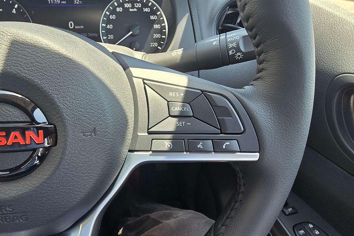 2024 Nissan Navara PRO-4X Warrior D23 4X4