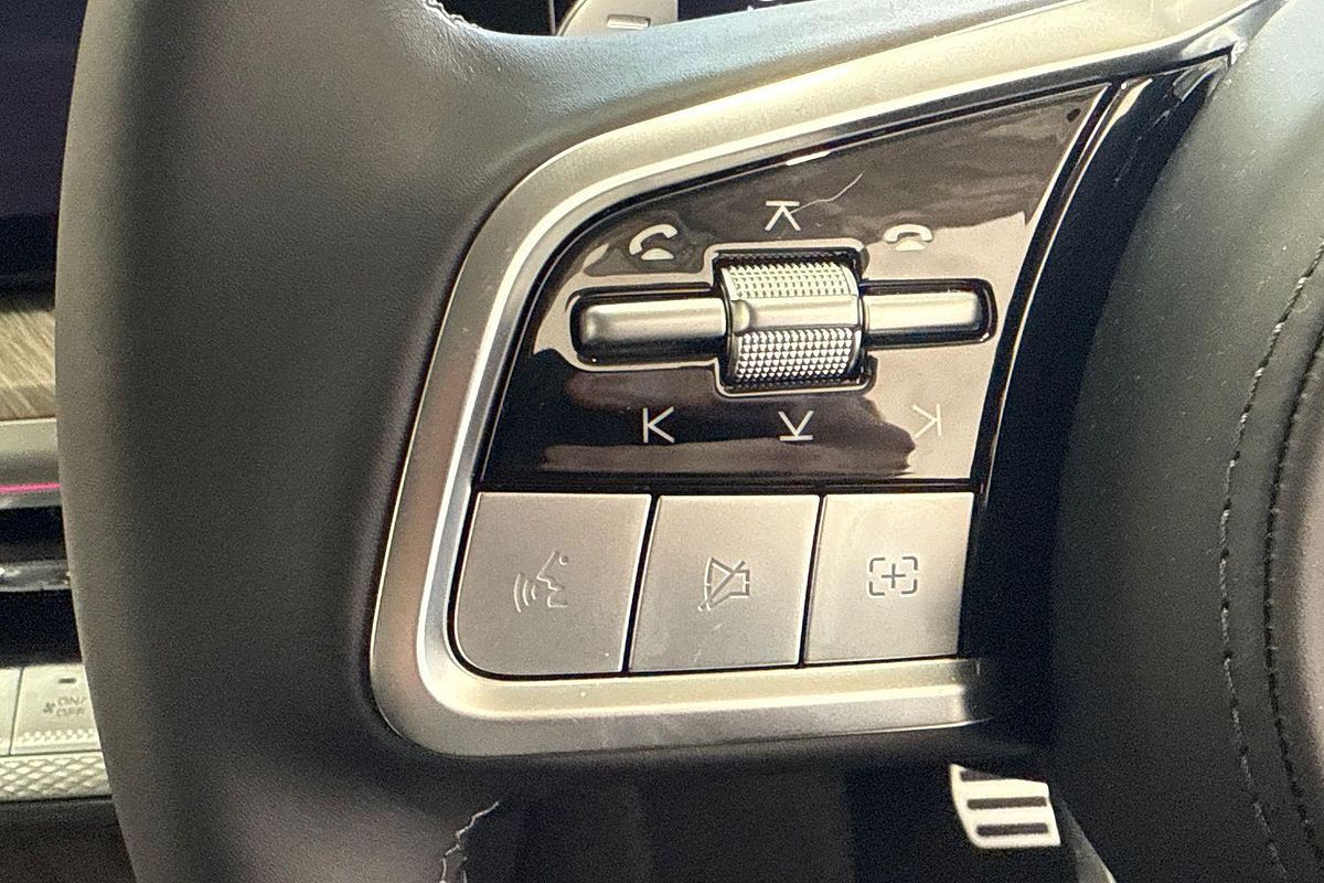 2025 GWM Tank 500 Ultra Hi4-T PHEV P03