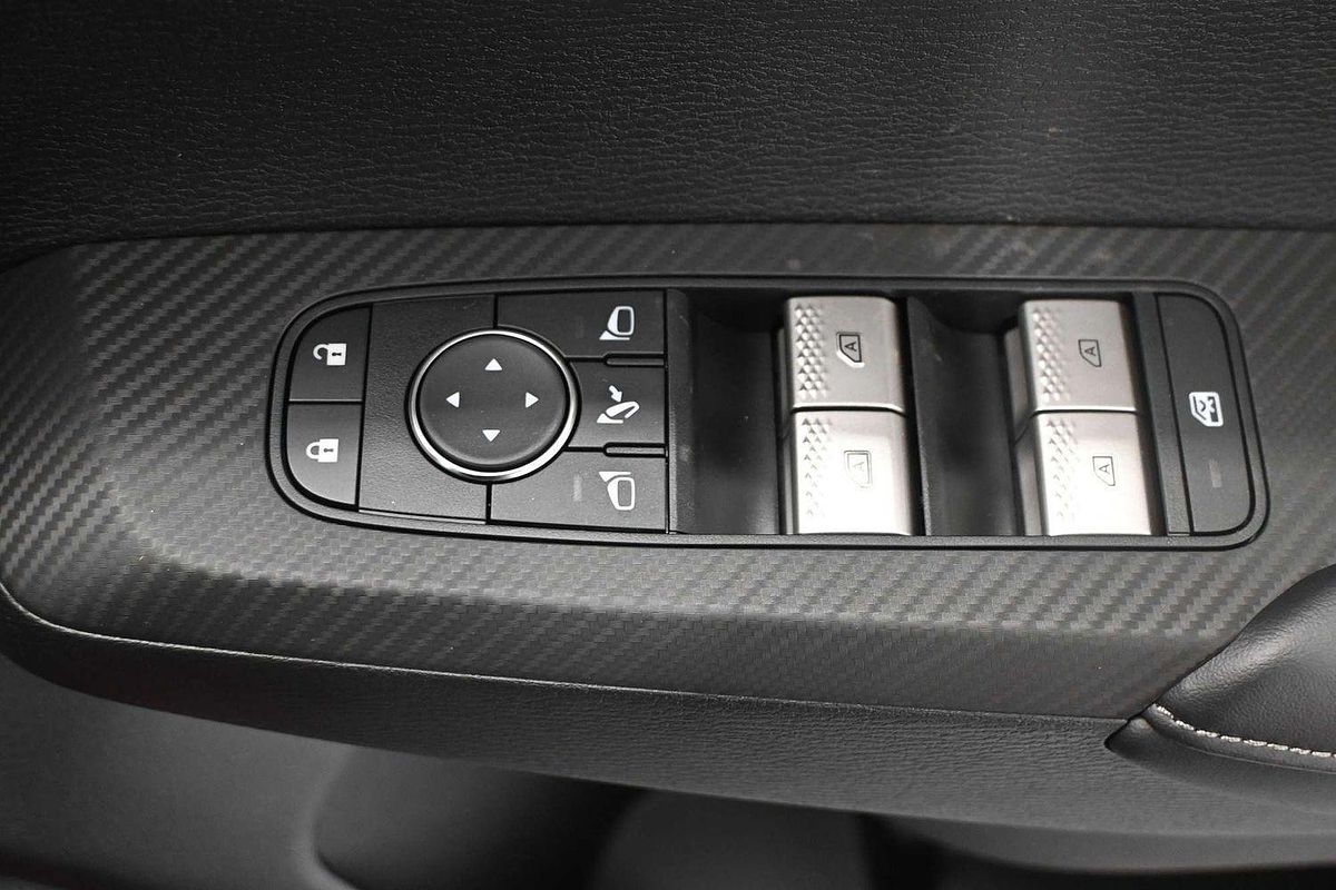 2025 Mitsubishi Outlander Aspire ZM