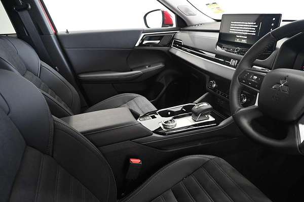 2025 Mitsubishi Outlander Aspire ZM