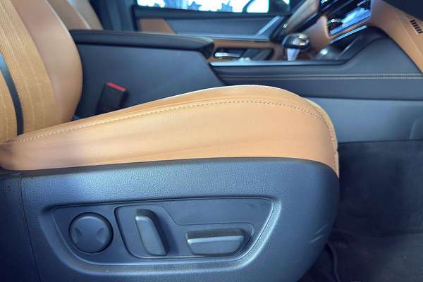 2024 Mazda CX-60 D50e Azami KH Series