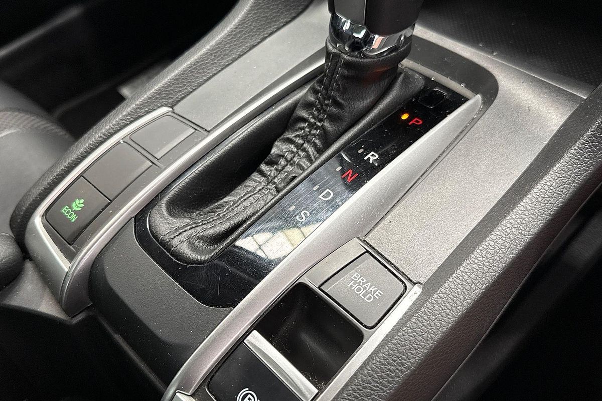 2020 Honda Civic VTi-LX 10th Gen