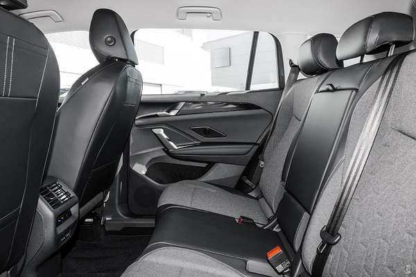 2025 Volkswagen Tayron 150TSI Life R4