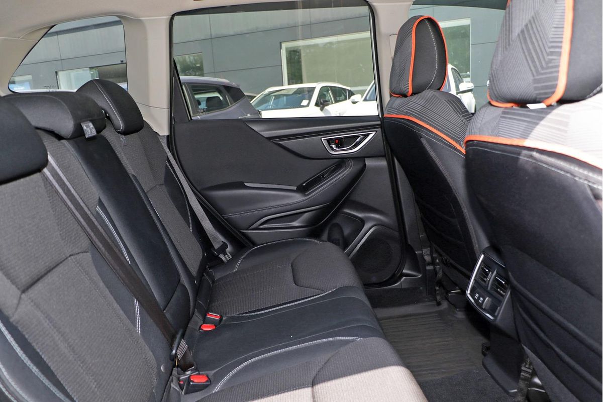 2018 Subaru Forester 2.5i-L S5