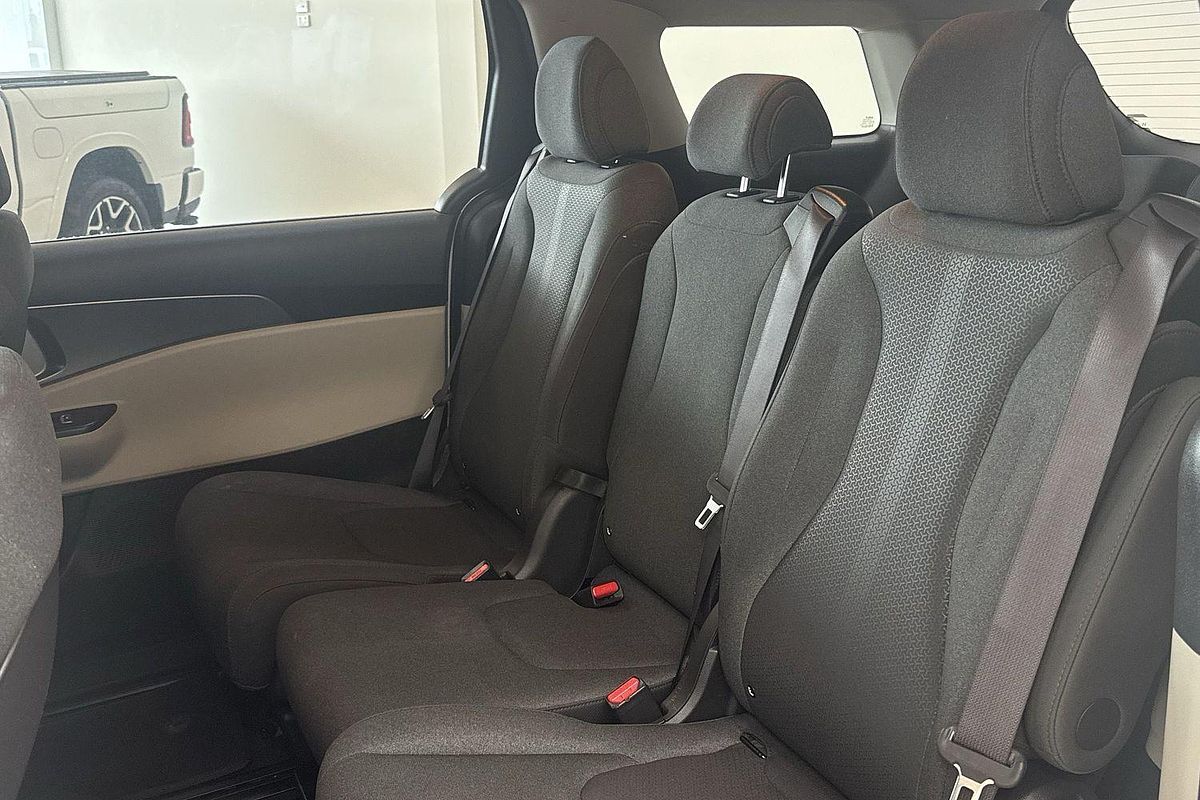 2023 Kia Carnival S KA4