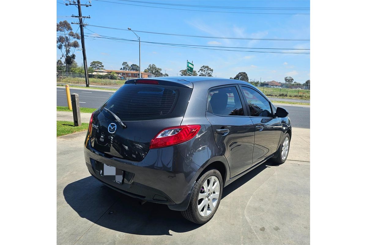 2013 Mazda 2 Neo DE Series 2
