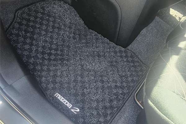 2013 Mazda 2 Neo DE Series 2