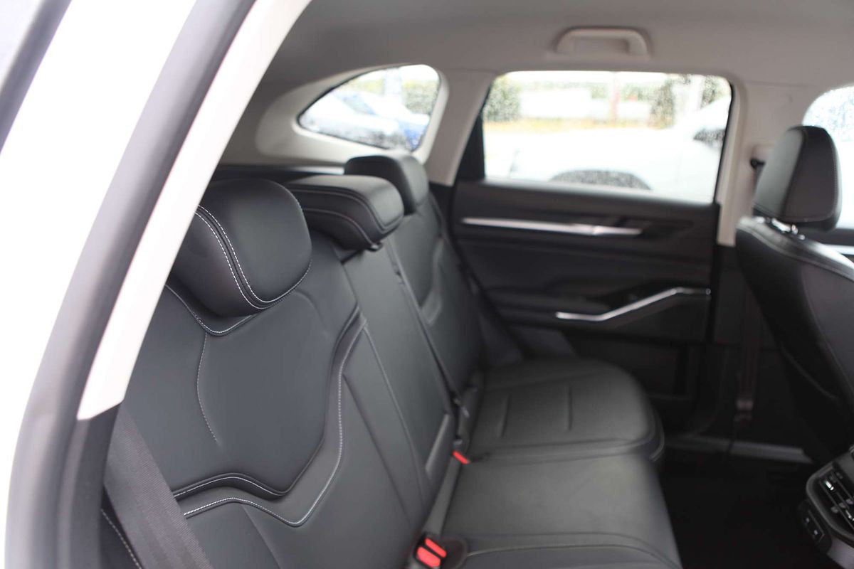 2025 GWM Haval H6 Lux B01