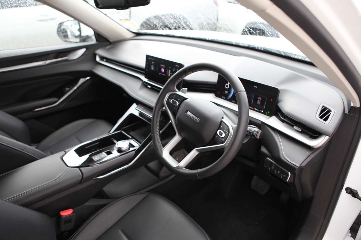 2025 GWM Haval H6 Lux B01