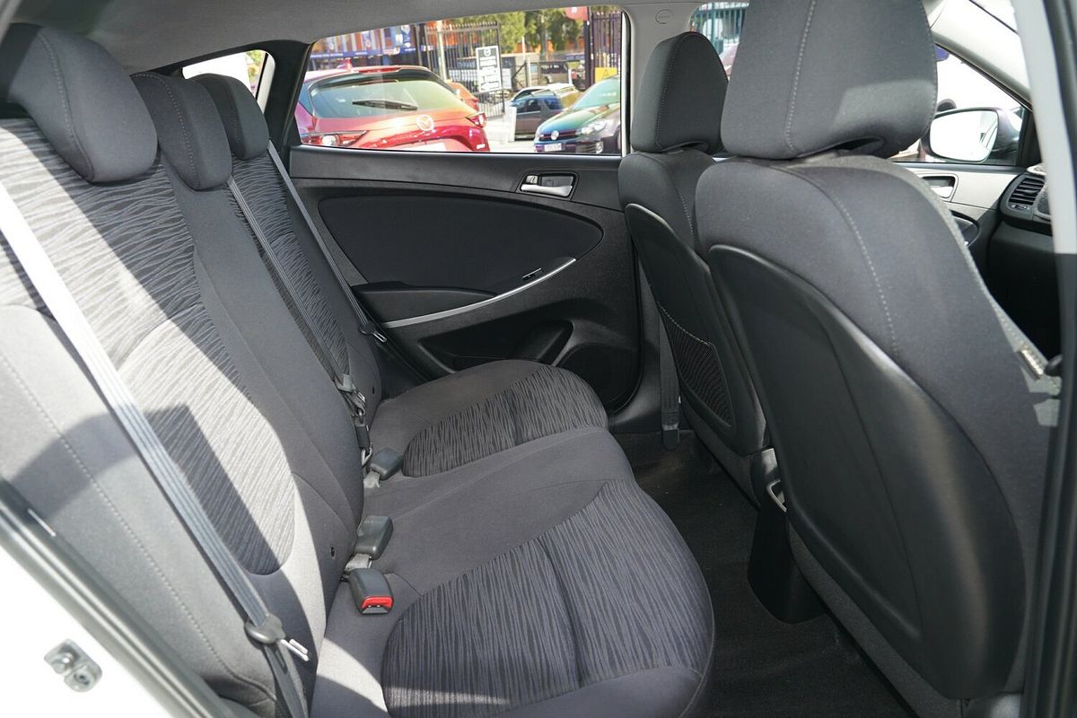 2018 Hyundai Accent Sport RB6