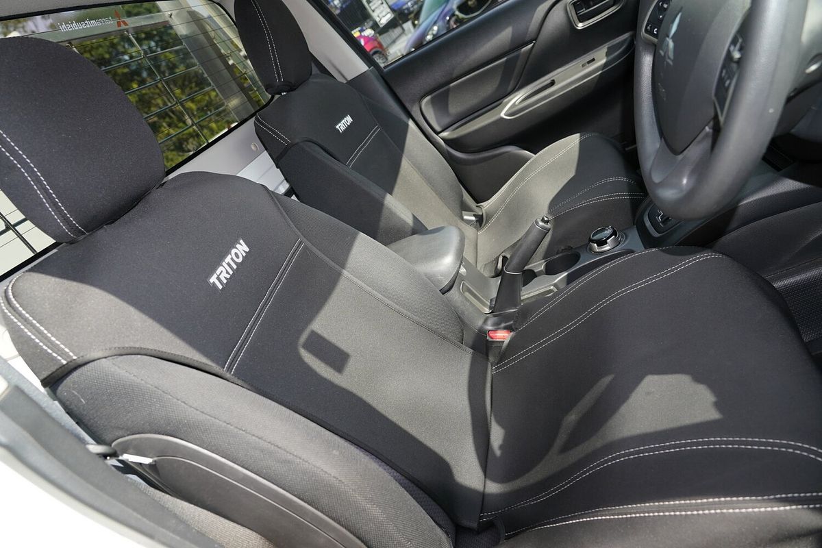 2020 Mitsubishi Triton GLX MR 4X4