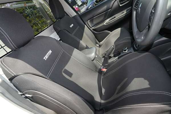 2020 Mitsubishi Triton GLX MR 4X4