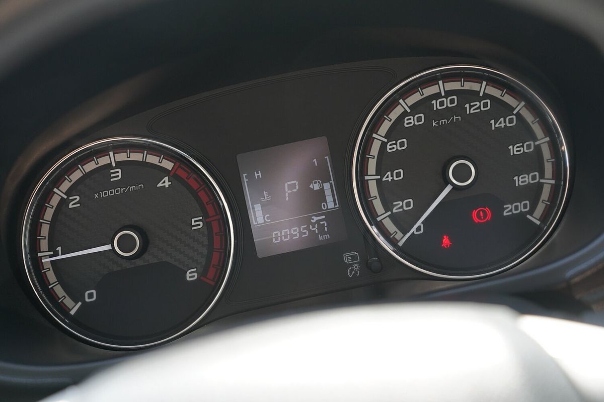 2020 Mitsubishi Triton GLX MR 4X4