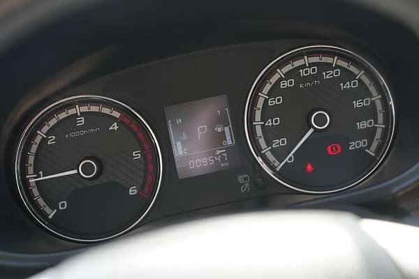 2020 Mitsubishi Triton GLX MR 4X4