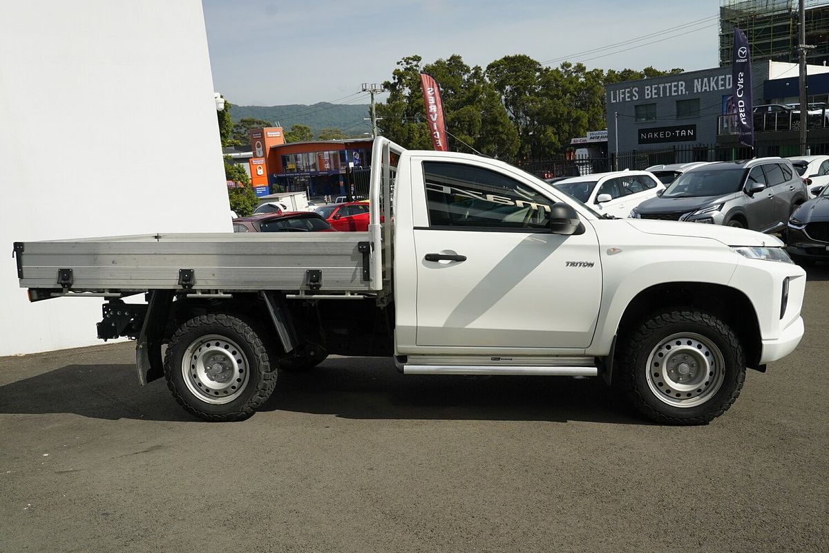 2020 Mitsubishi Triton GLX MR 4X4