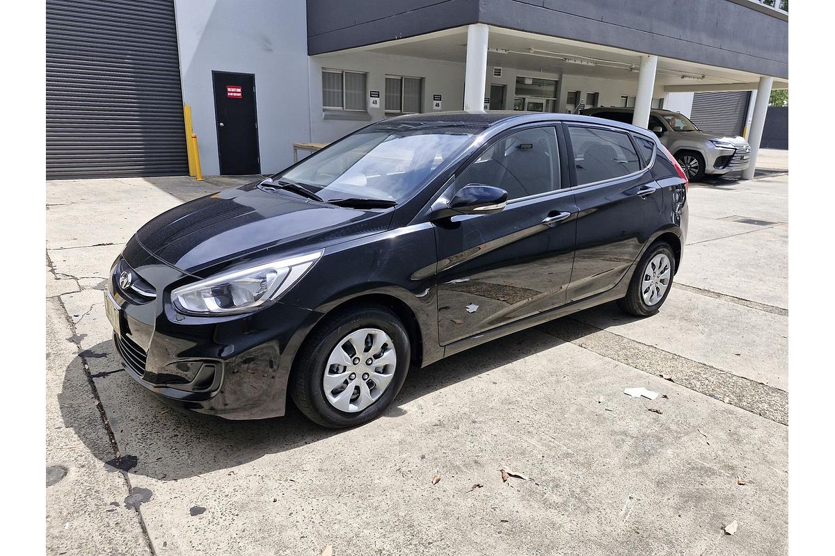 2015 Hyundai Accent Active RB3