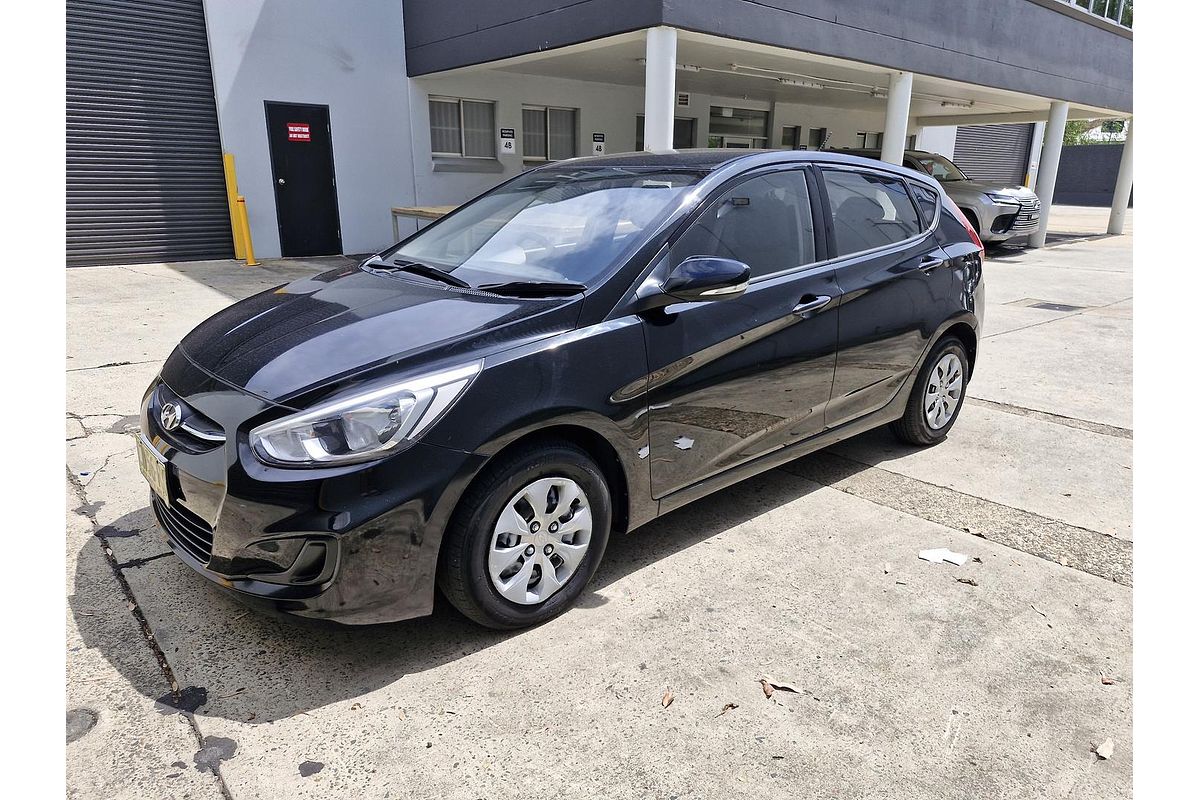 2015 Hyundai Accent Active RB3