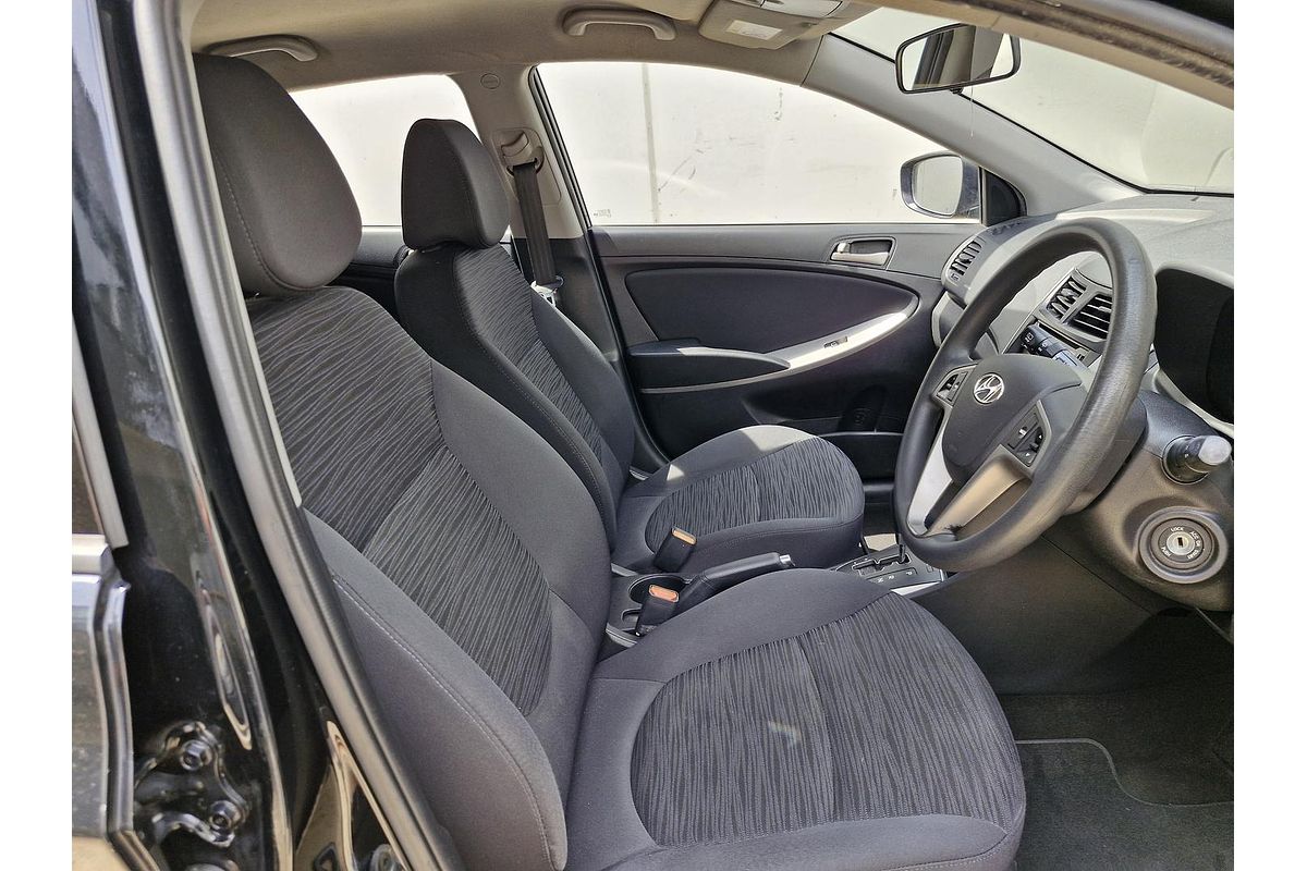 2015 Hyundai Accent Active RB3